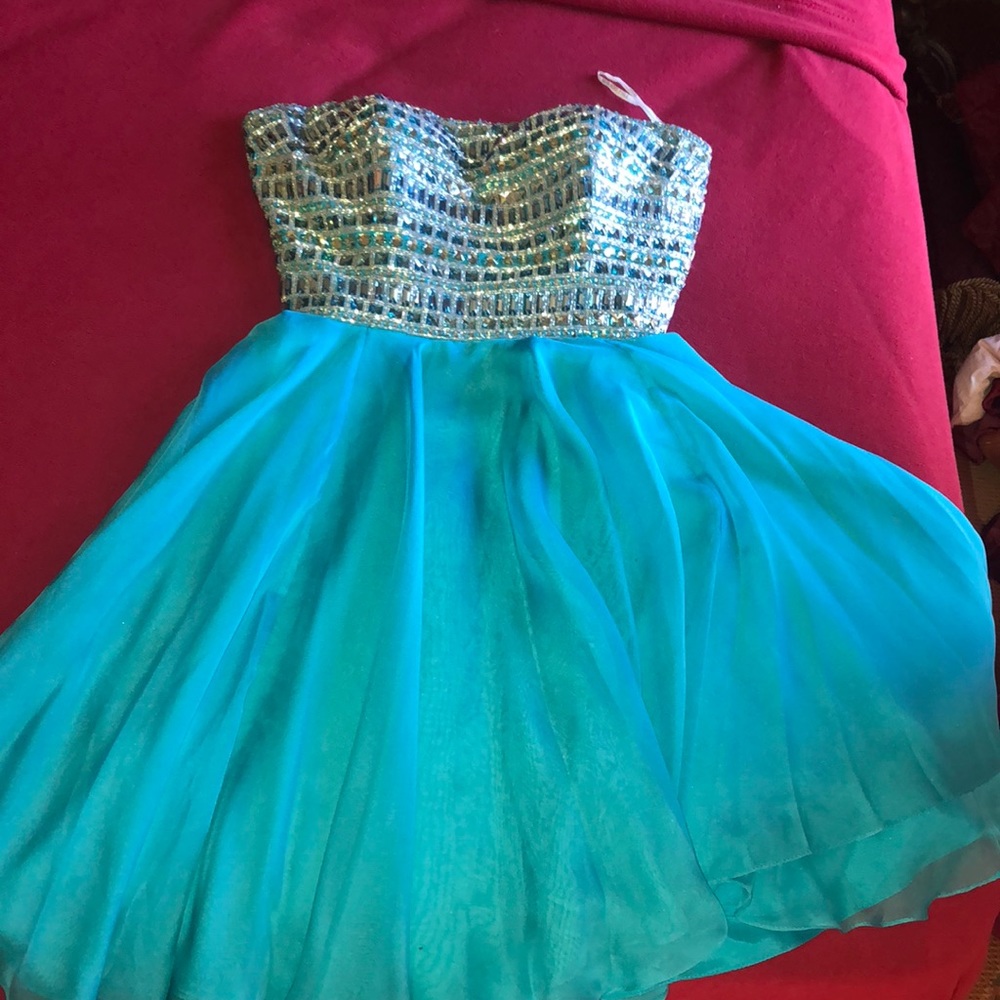 Blue beaded Sherri hill knee length dress